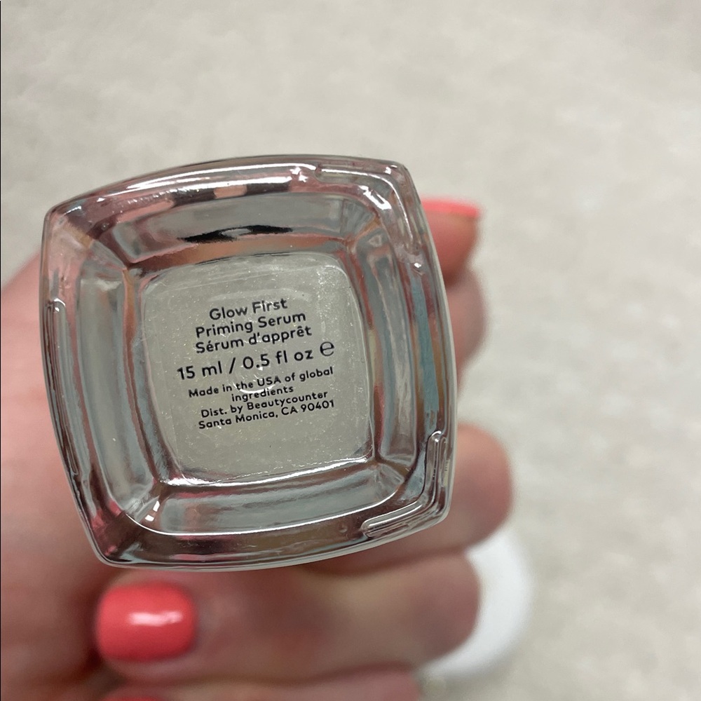 Beauty Blush in Rich Coral - Picture 4 of 5